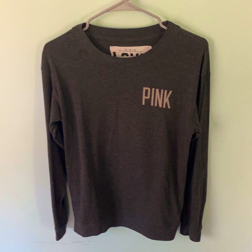 Grey long sleeve crew neck. PINK. Size XS.